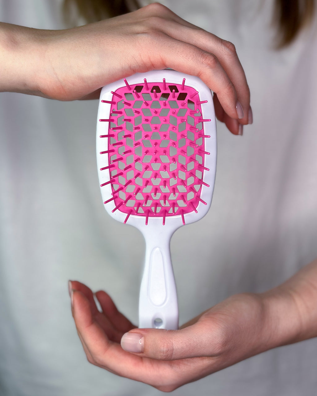 Hollow comb without a box